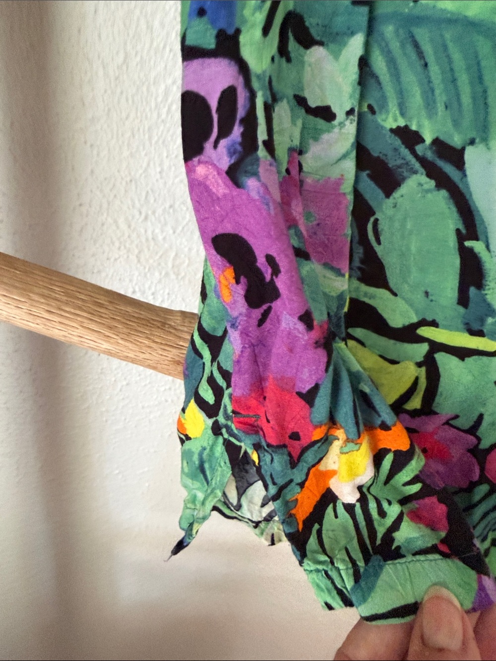 Jams World Tropical Hawaiian Floral Short Sleeve Colorful Button-Up Shirt Small - Picture 4 of 8